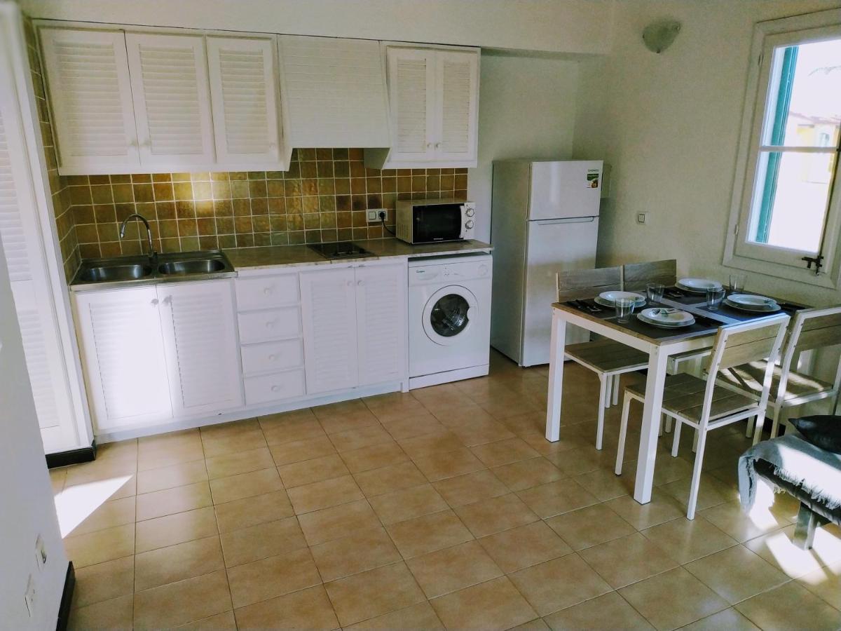 Apartamento Con Piscina Y Terraza En Ciudadela De Menorca كالا إن بلانيس المظهر الخارجي الصورة